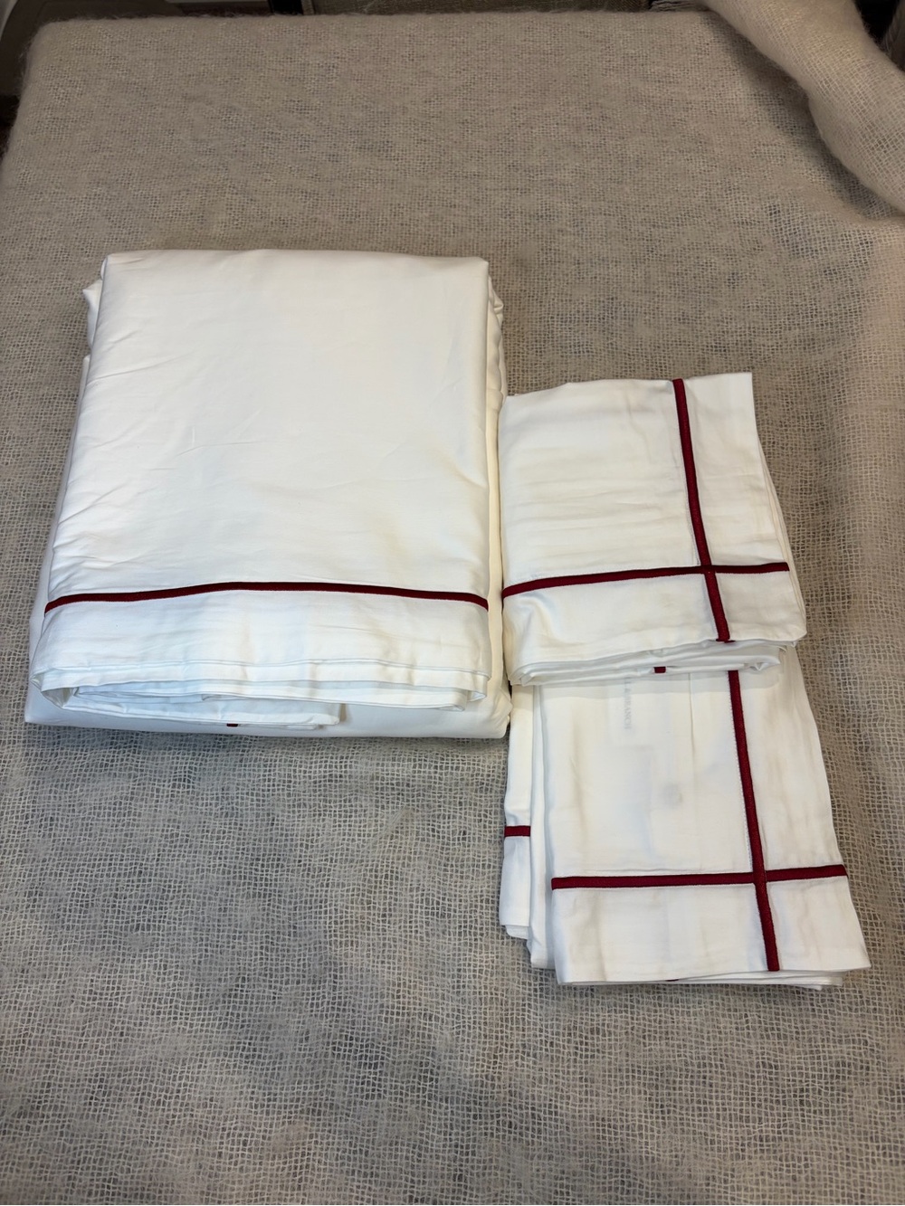 Boll and Branch Signature  NEW Duvet Set, King size. Luxurious - Picture 5 of 12